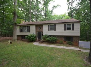 112 Woodville Dr, Forest, VA 24551