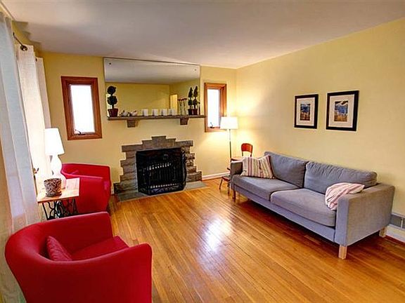 5th image of 129 Oak Knoll Dr