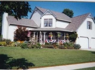 330 Salem Dr N, Romeo, MI 48065