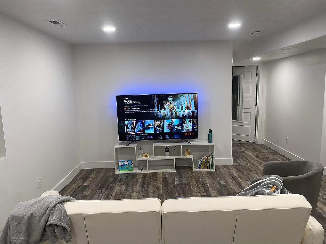 1 bed, 1200 sqft, $1,250 — Photo 2