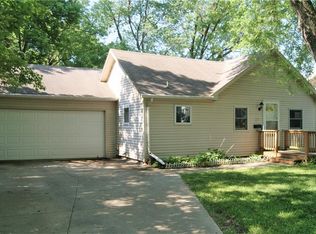 3718 Ross Rd, Ames, IA 50014