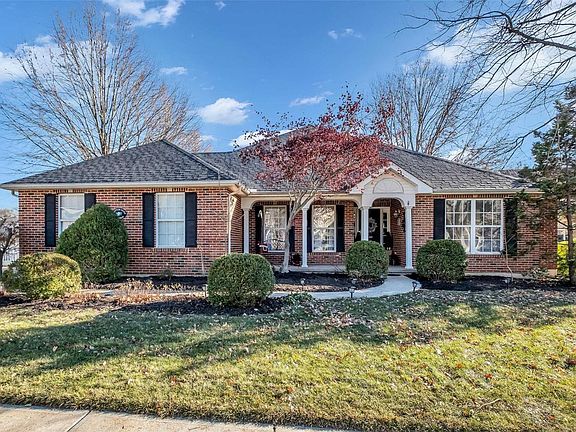 2nd image of 6112 Clifton Oaks Pl