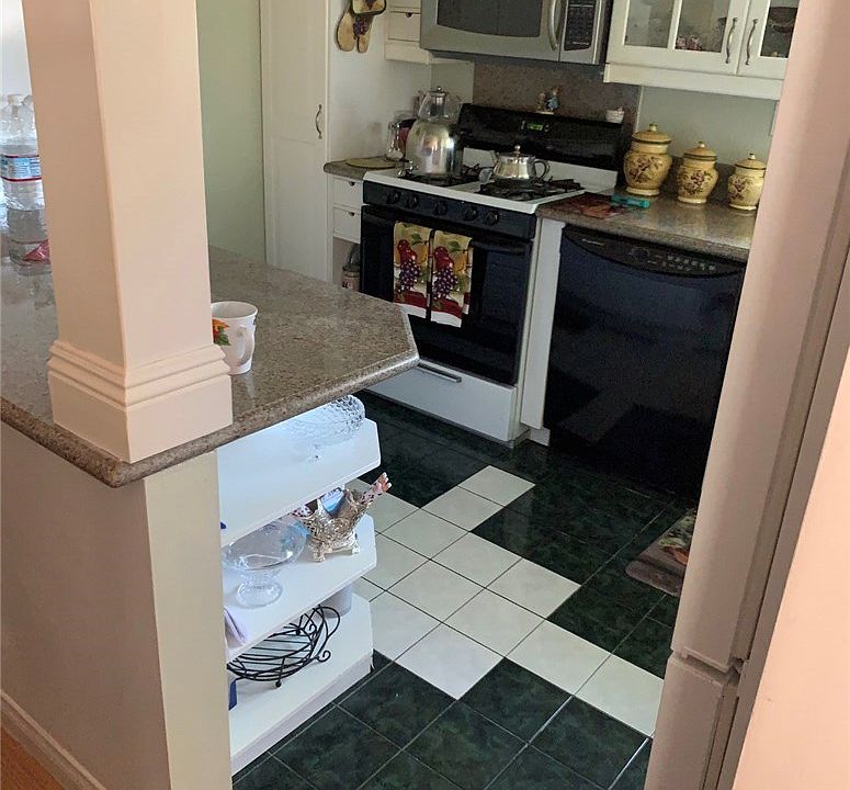 2nd image of 6511 Wystone Ave Unit 1