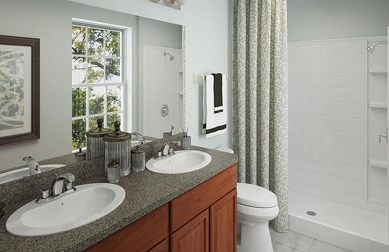 Main Bathroom