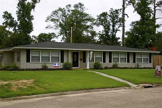 1st image of 678 Sue Ln
