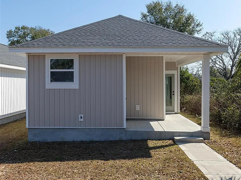 511 N C St — Photo 24