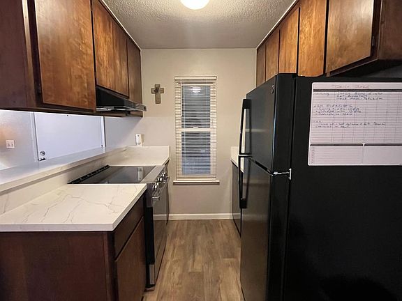 4th image of 6724 Plymouth Rd APT 33