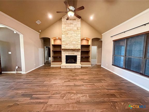 3rd image of 1622 Lacy Ridge Dr
