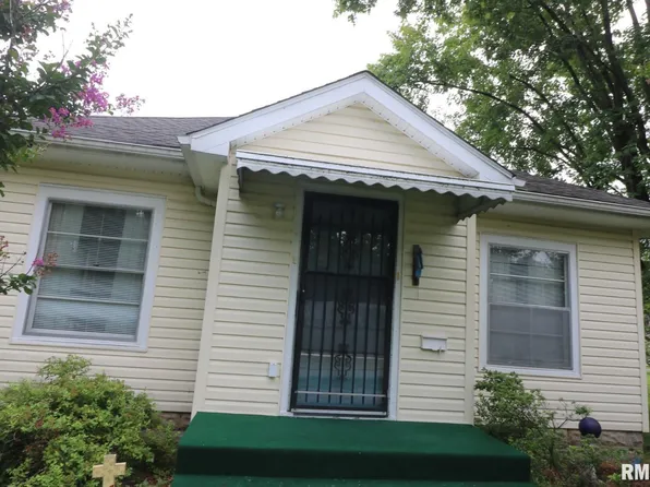 106 Chutt St, Carterville, IL 62918