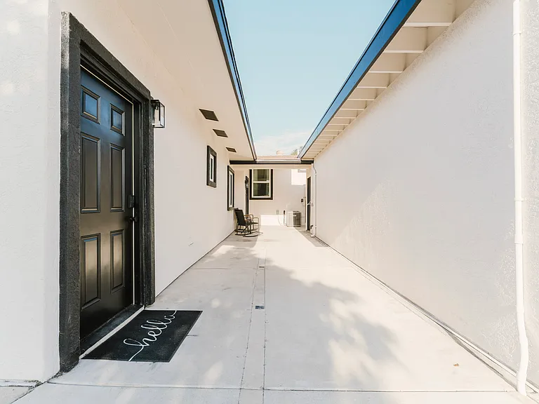 678 Ash Ave #B — Photo 17