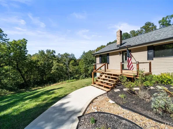 675 Rocky Top Rd, Pacific, MO 63069