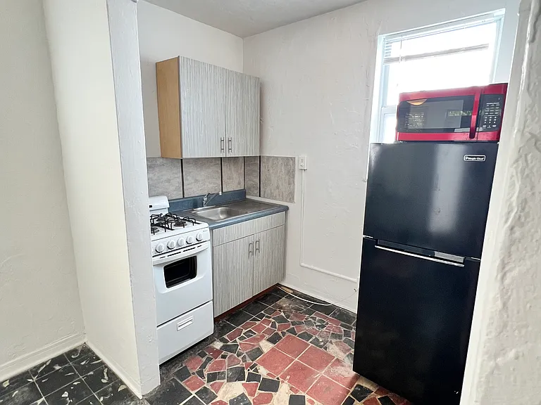 610 Jefferson Ave #6 — Photo 27