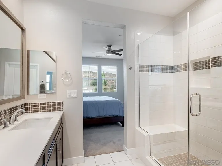 8753 Boulder Ln — Photo 18
