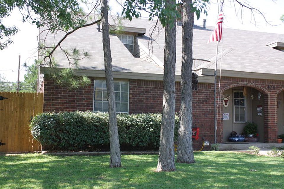 1st image of 4305 Saint Andrews Dr