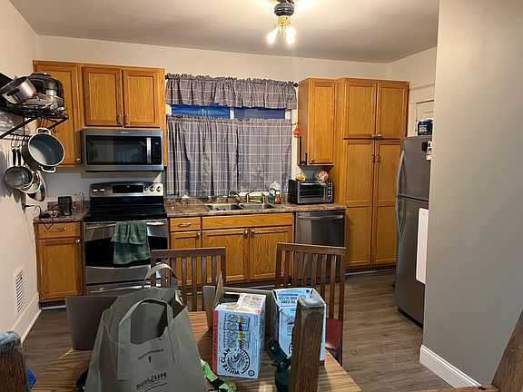 4th image of 1119 Kellogg Ave