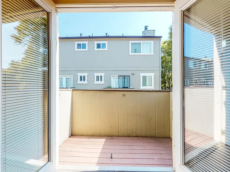 8045 Beverly Dr — Photo 14