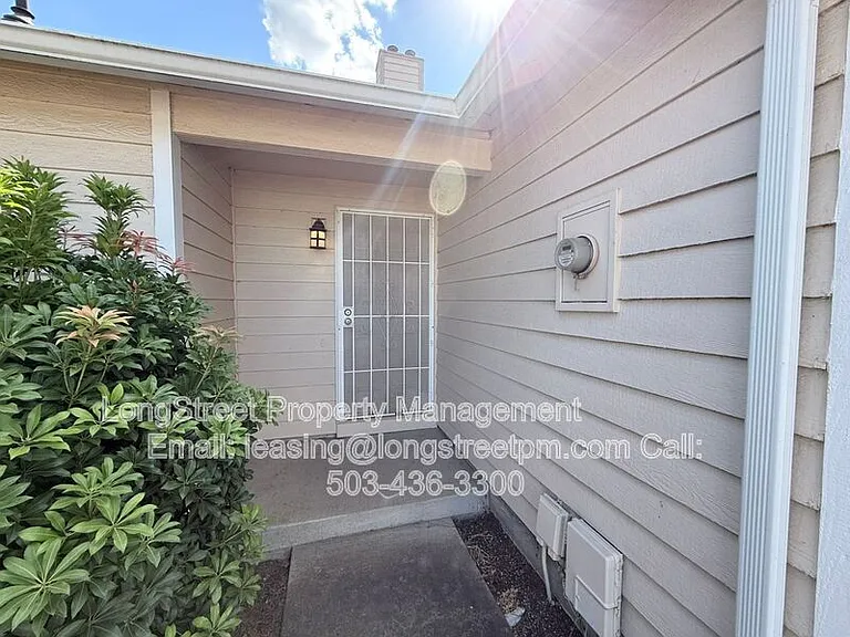 4526 Campbell Dr SE — Photo 2