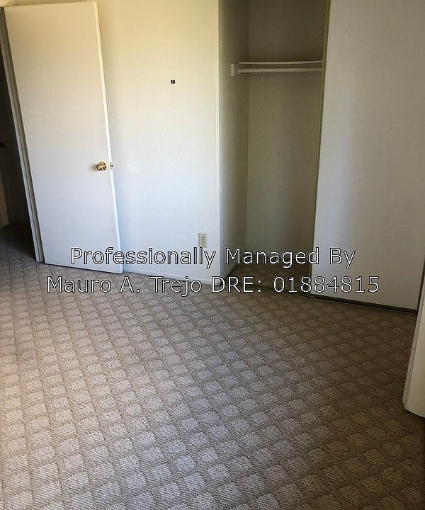 2nd image of 105 Peartree Ct