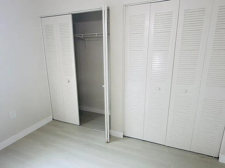 6106 Forest Hill Blvd #201 — Photo 12