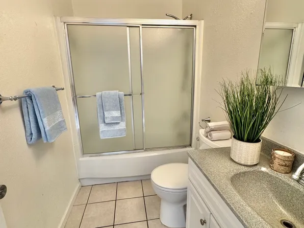 3274 Bullwinkle Dr #103, Reno, NV 89512