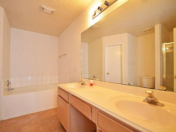 4th image of 4018 Owl Echo Ct