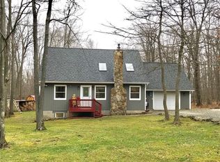 50 Spruce Peak Rd, Acme, PA 15610