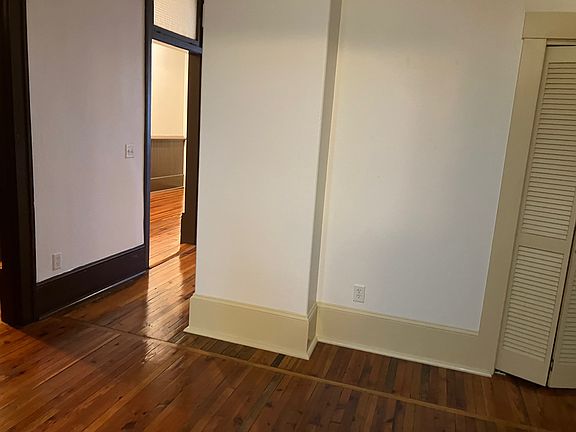 3rd image of 21 Biltmore Ave #203