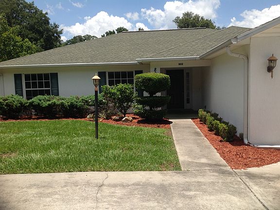 3rd image of 802 E Edgewood Dr