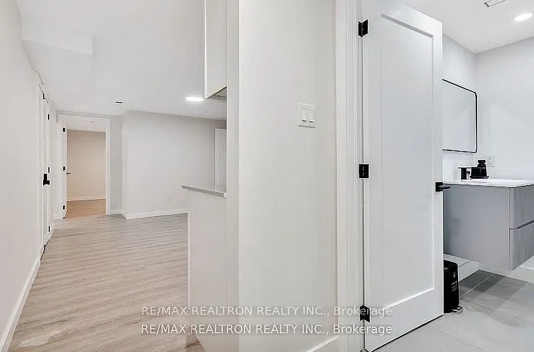 1282 Winter Ave #BASEMENT — Photo 21