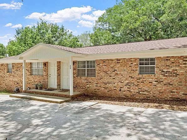 8650 Jernigan Rd #28