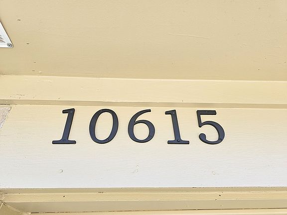 2nd image of 10615 Heatherford Dr