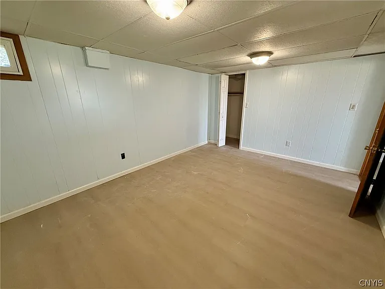 111 Deborah Dr — Photo 18