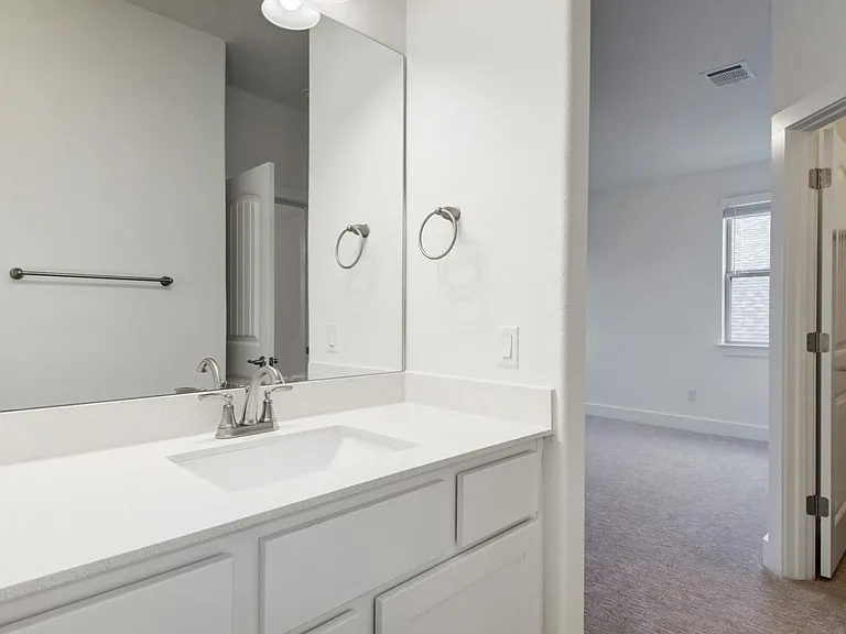 213 Poole Ln — Photo 32
