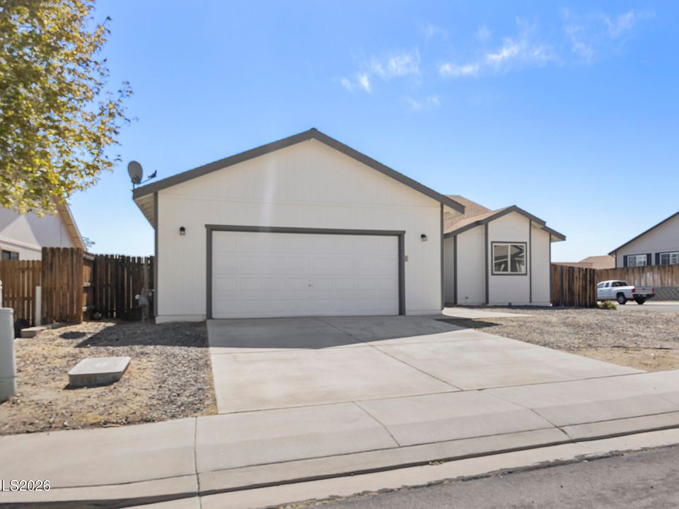 1st image of 362 Emigrant Way