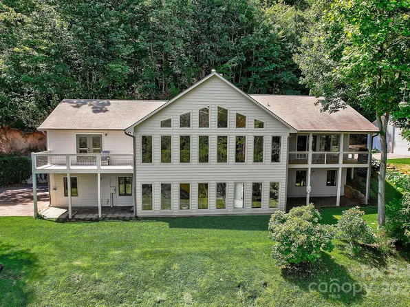 11 Margaret Ln, Asheville, NC 28805