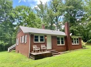 3511 Cold Springs Ln, Hudson, NC 28638