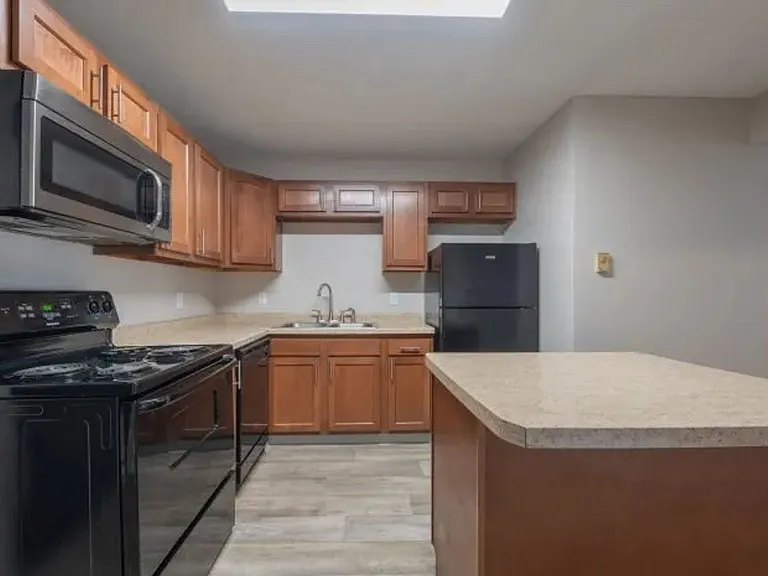 Simple Living. Real Savings. Limited Time. — Photo 22