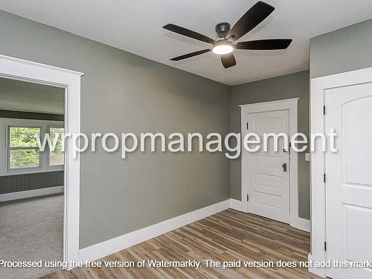 1822 Glendale Ave — Photo 23