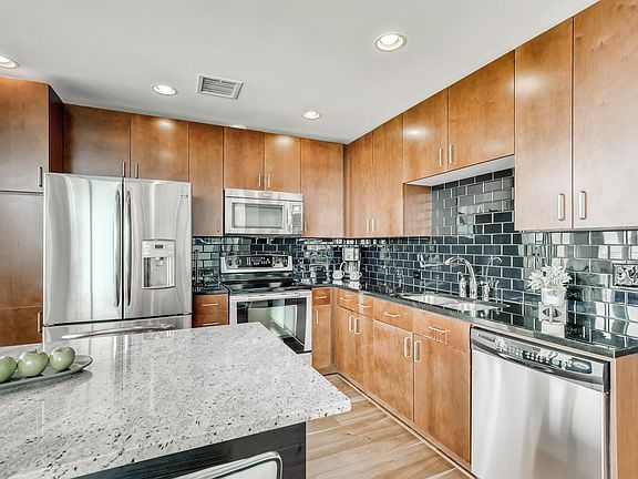 5th image of 1700 Bassett St Unit 814