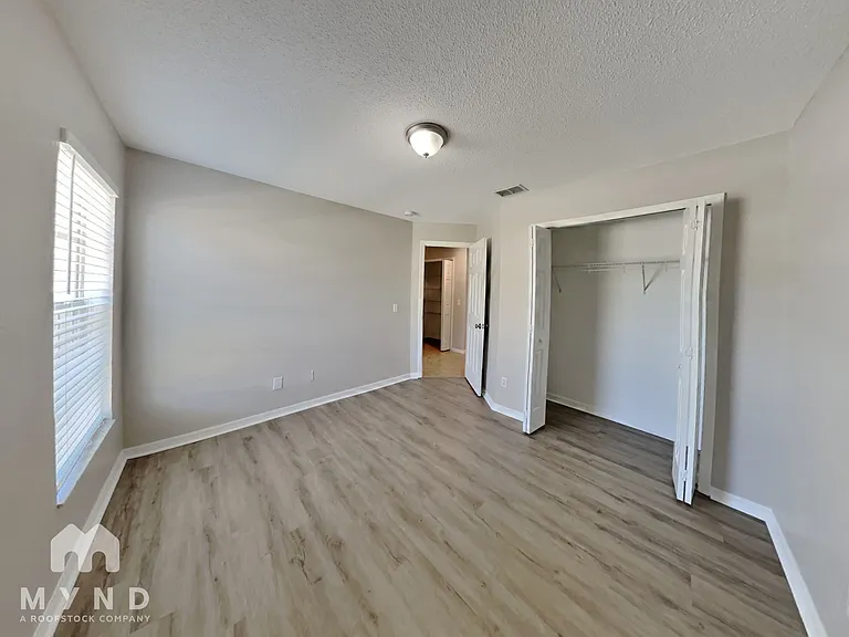 3240 Grand Pines Dr — Photo 16