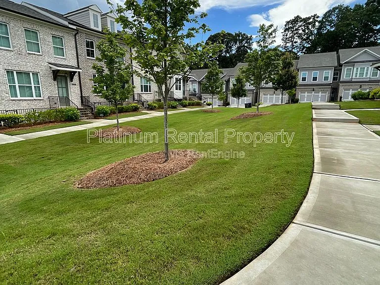 5221 Riden Ct — Photo 4