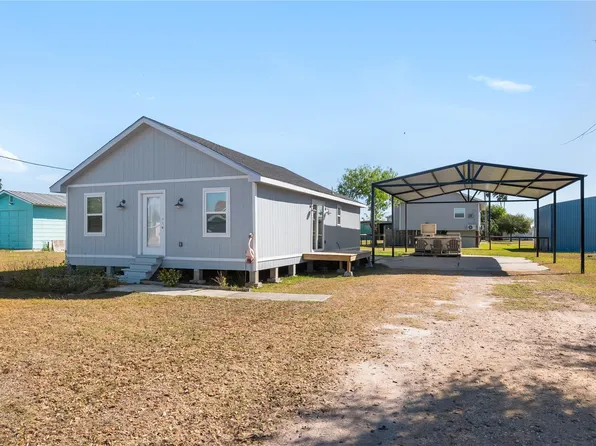 222 Copano Dr, Port Mansfield, TX 78598