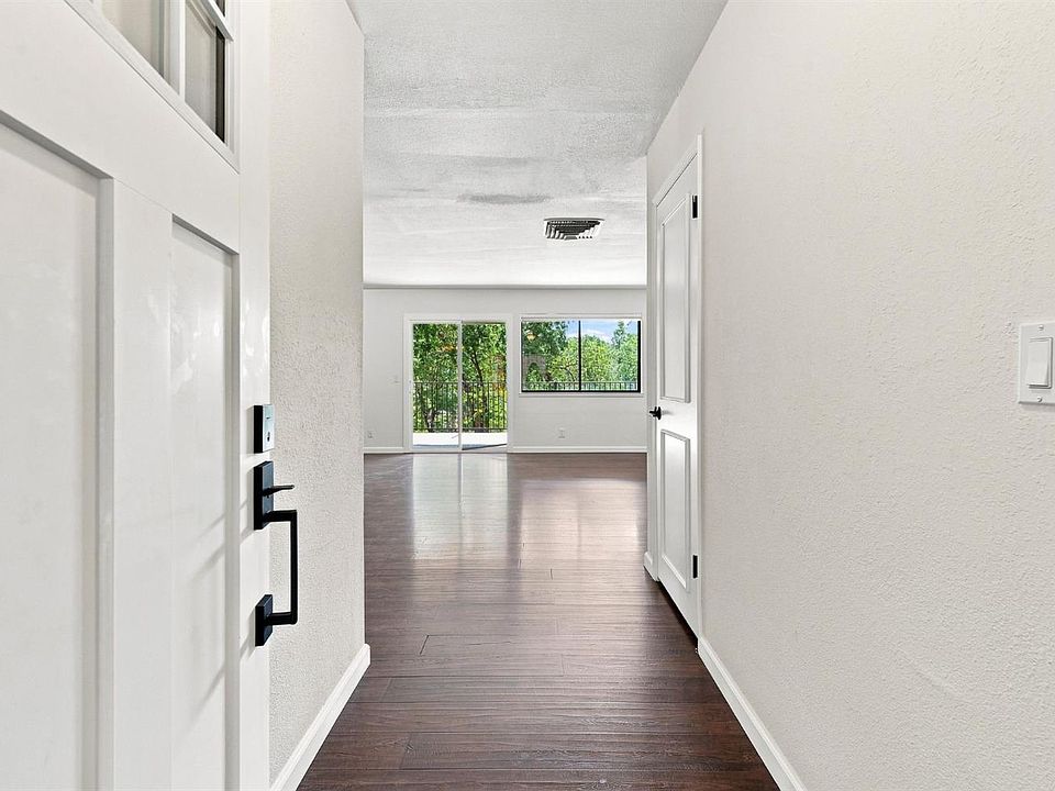 1st image of 2777 Stone Ln