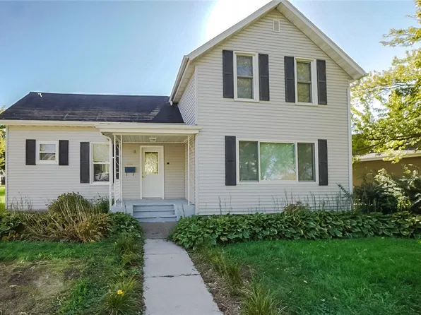 1009 Water Street, Chippewa Falls, WI 54729