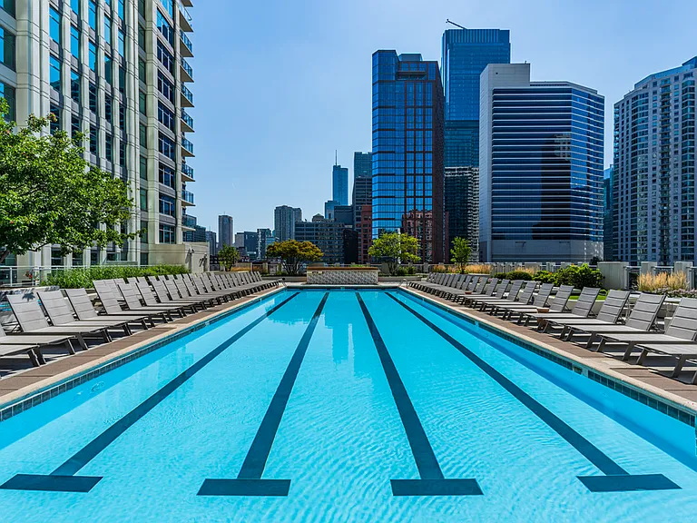 City vibes meet crystal-clear waters.