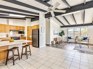 812 Wanaao Rd, Kailua, HI 96734