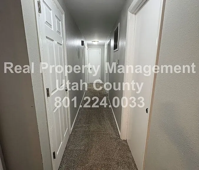 1474 N 375 W #B — Photo 6