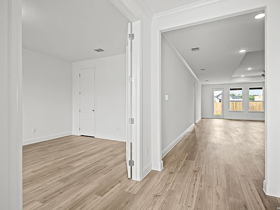 4th image of 147 Highland Park