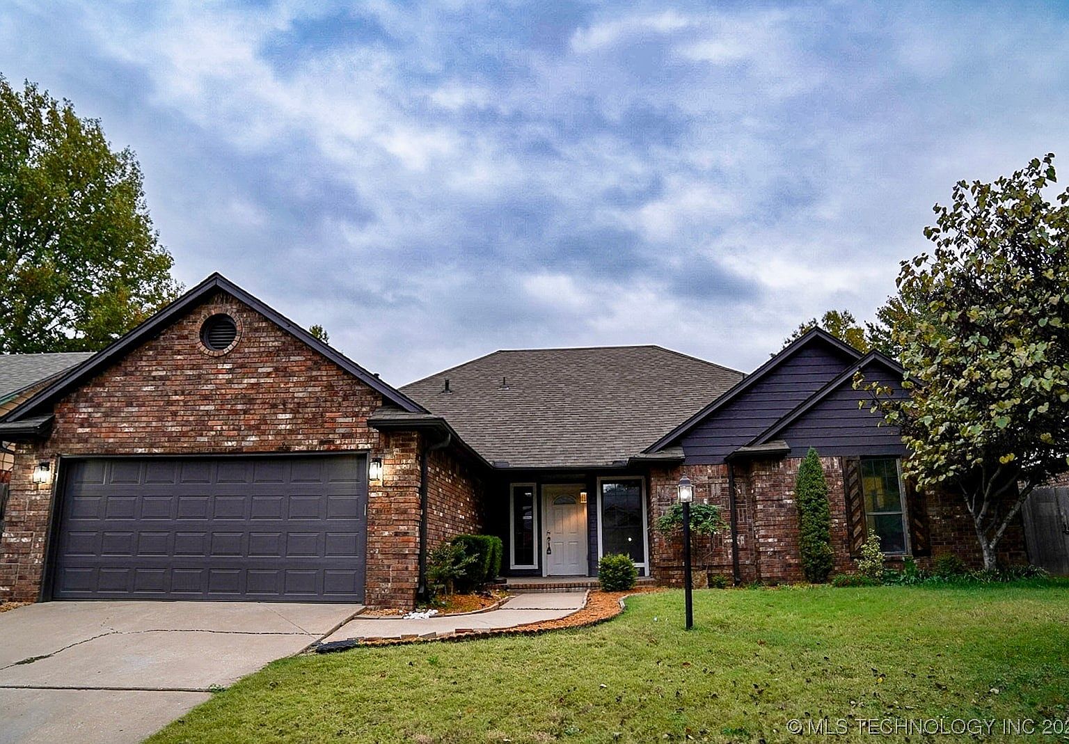 11221 S 107th Ave E, Bixby, OK 74008 MLS 2332839 Zillow
