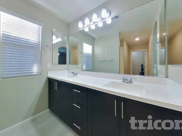 12550 W Hummingbird Ter — Photo 7